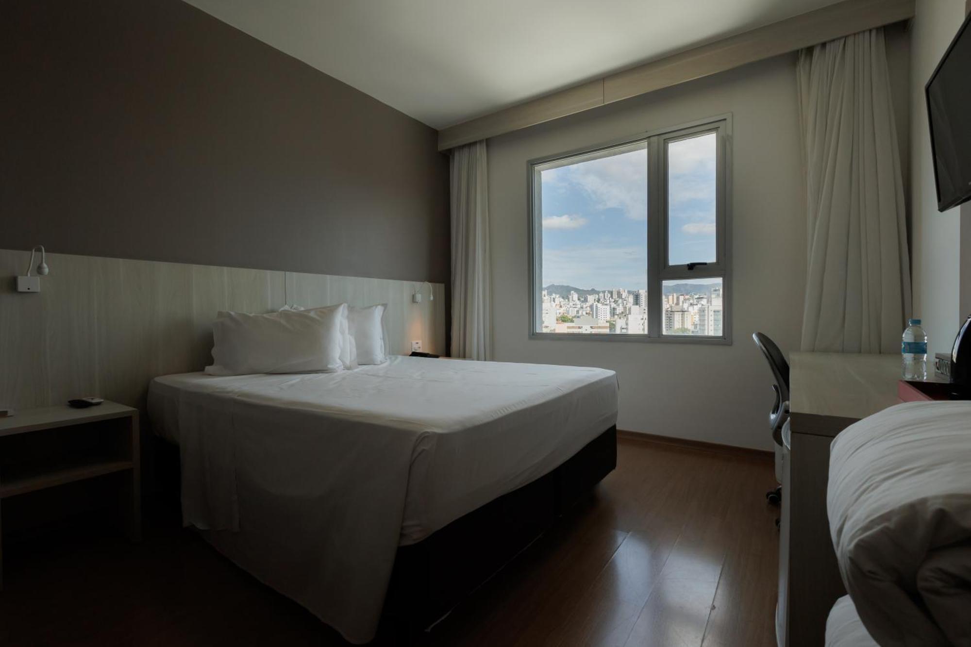 Esuites Belo Horizonte Minascasa Eksteriør bilde